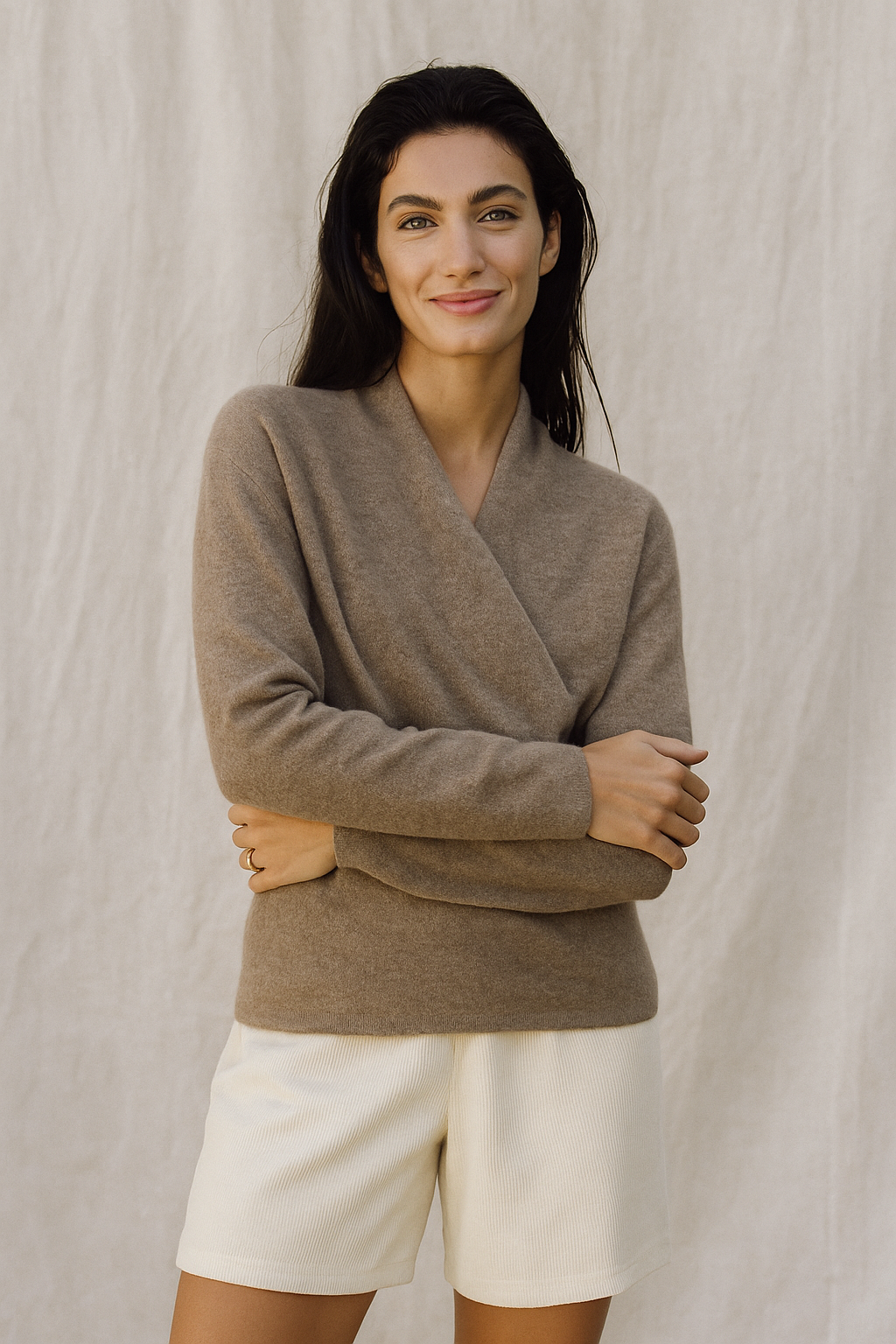 Women's V-Neck Cashmere Knit Sweater with Long Sleeves for Layering