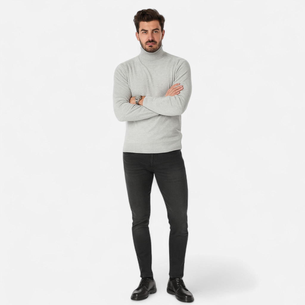 Men's Wool Turtleneck Sweater with Fitted Silhouette and Ribbed Cuffs