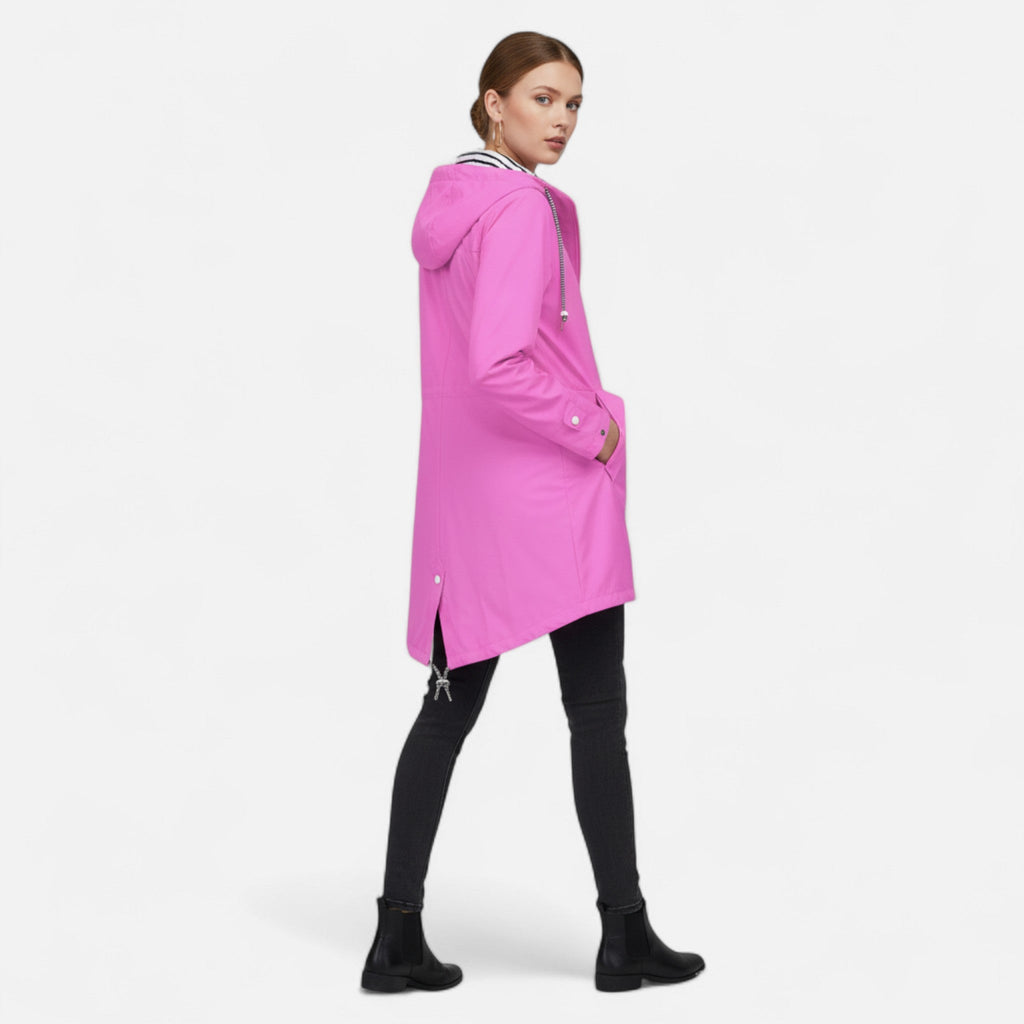 Women's Waterproof Jacket with Breathable Fabric and Sleek Cut