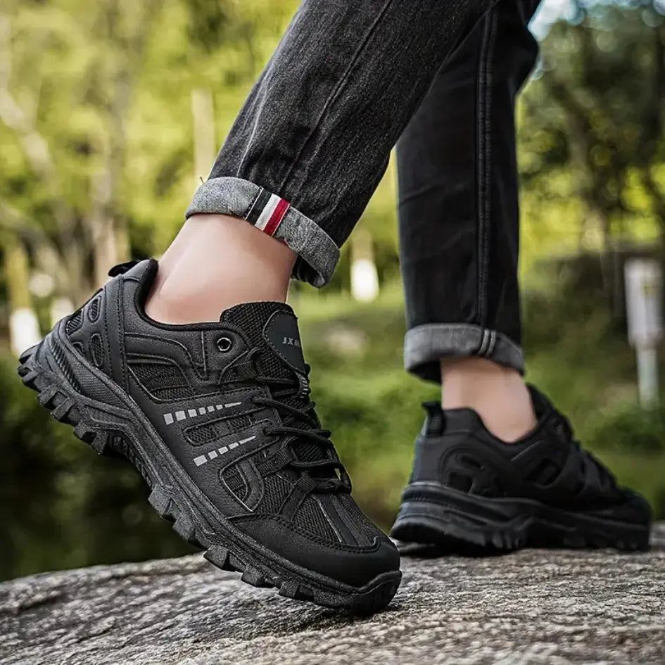 Men's Women's Hiking Shoes with Breathable Mesh Leather and Anti Slip Sole