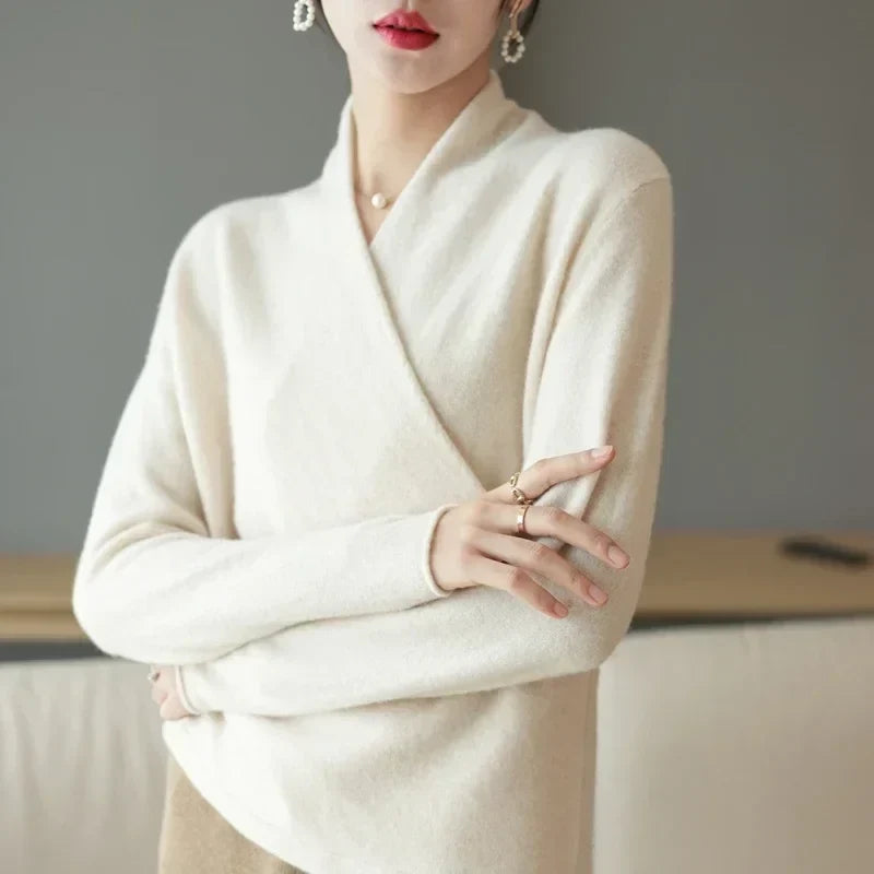 Women's V-Neck Cashmere Knit Sweater with Long Sleeves for Layering