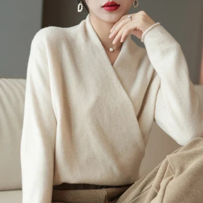 Women's V-Neck Cashmere Knit Sweater with Long Sleeves for Layering