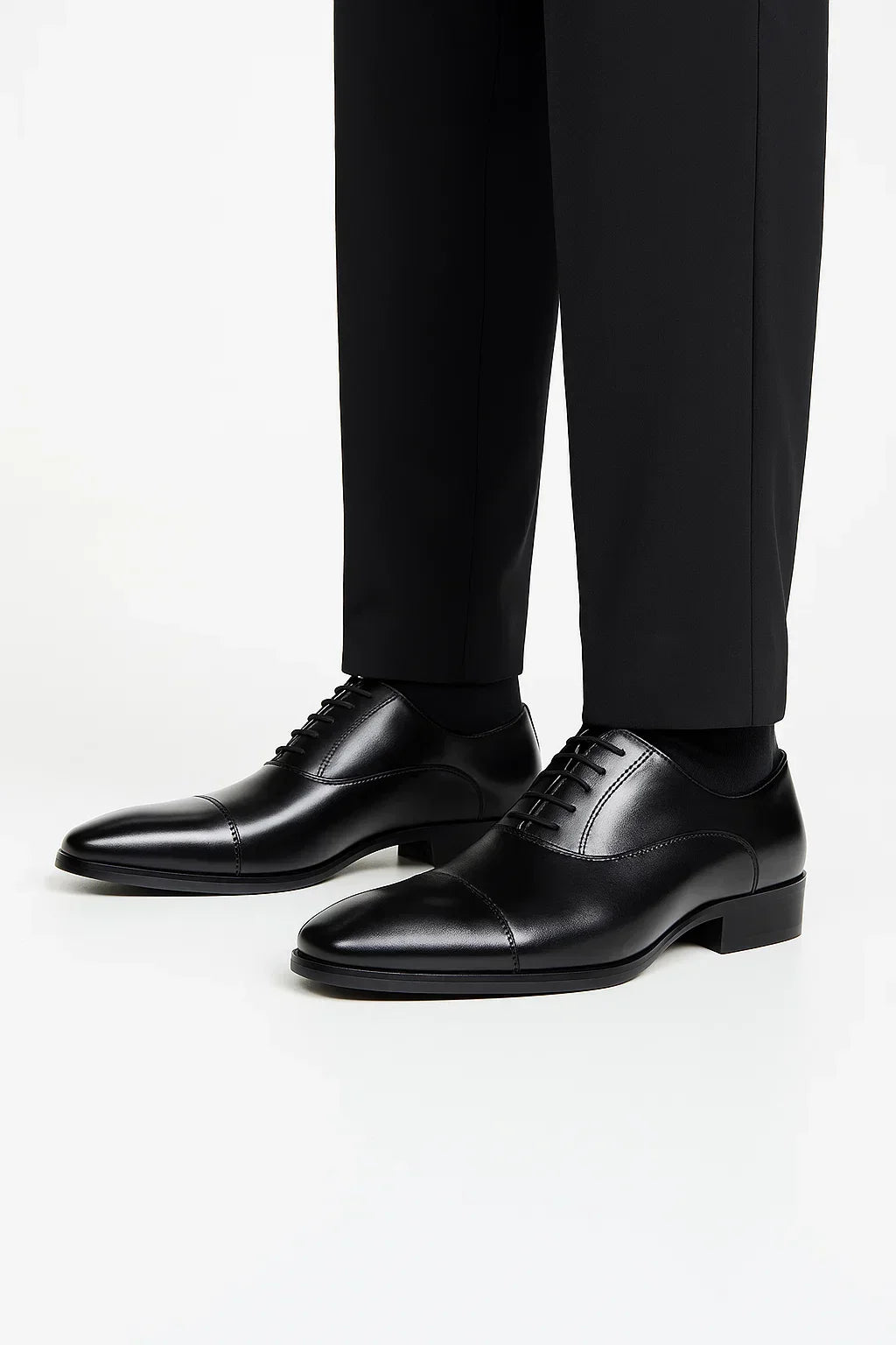 Men's Genuine Leather Derby Shoes with Classic Open Lacing for Formal Wear
