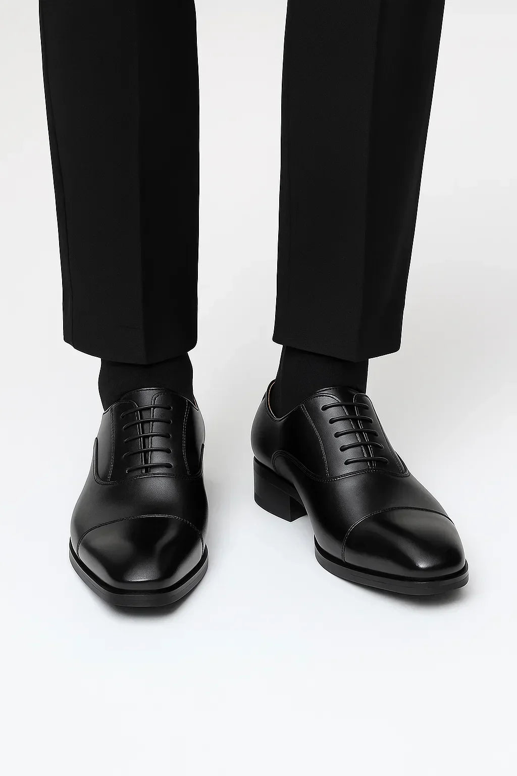 Men's Genuine Leather Derby Shoes with Classic Open Lacing for Formal Wear