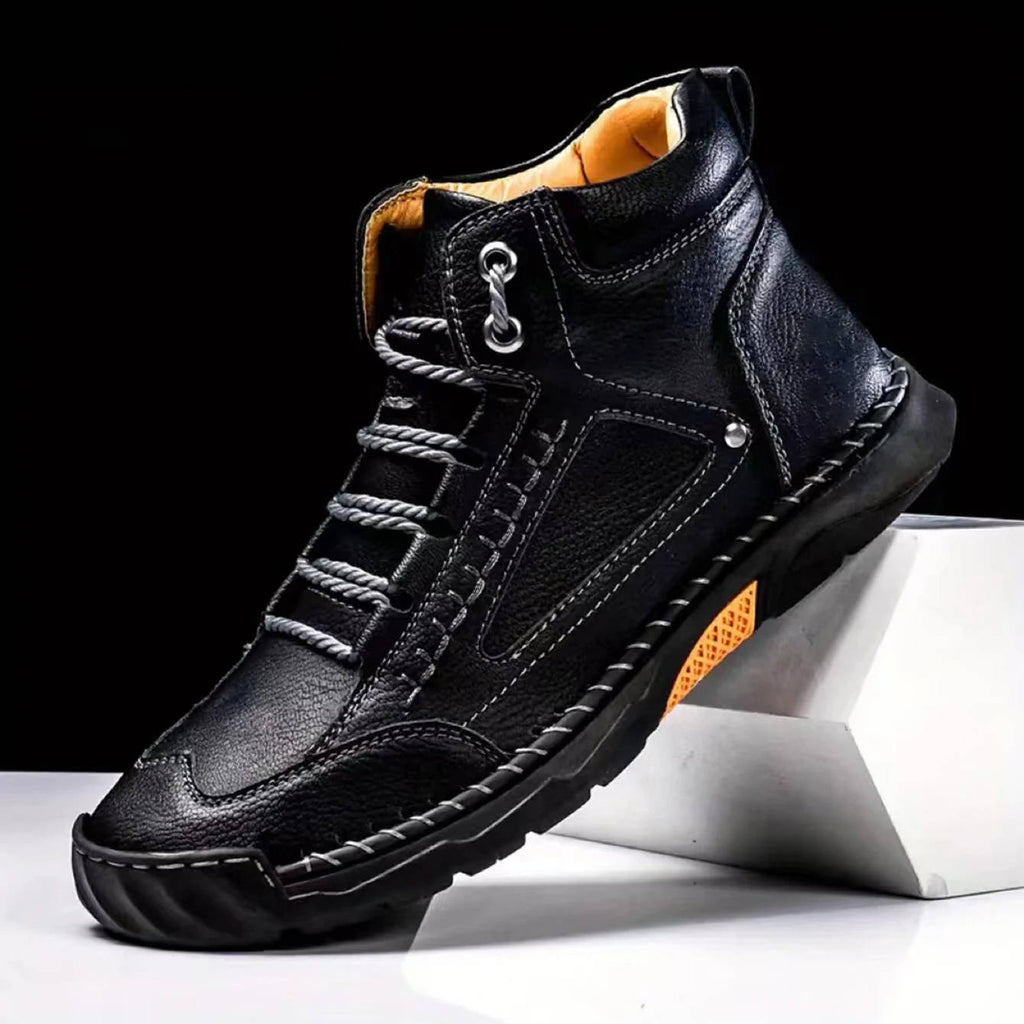 Men's Leather Hiking Boots with Waterproof Design and Arch Support Insole