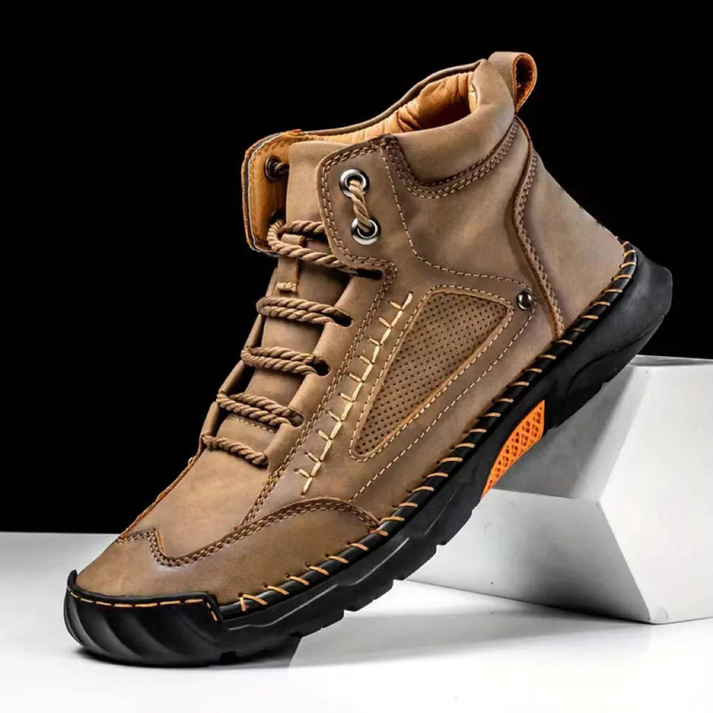 Men's Leather Hiking Boots with Waterproof Design and Arch Support Insole