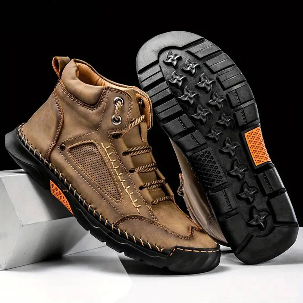 Men's Leather Hiking Boots with Waterproof Design and Arch Support Insole