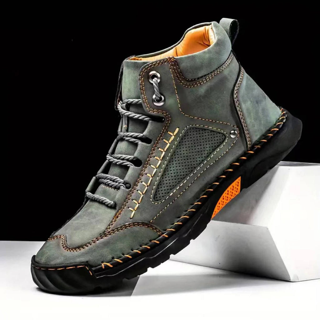 Men's Leather Hiking Boots with Waterproof Design and Arch Support Insole