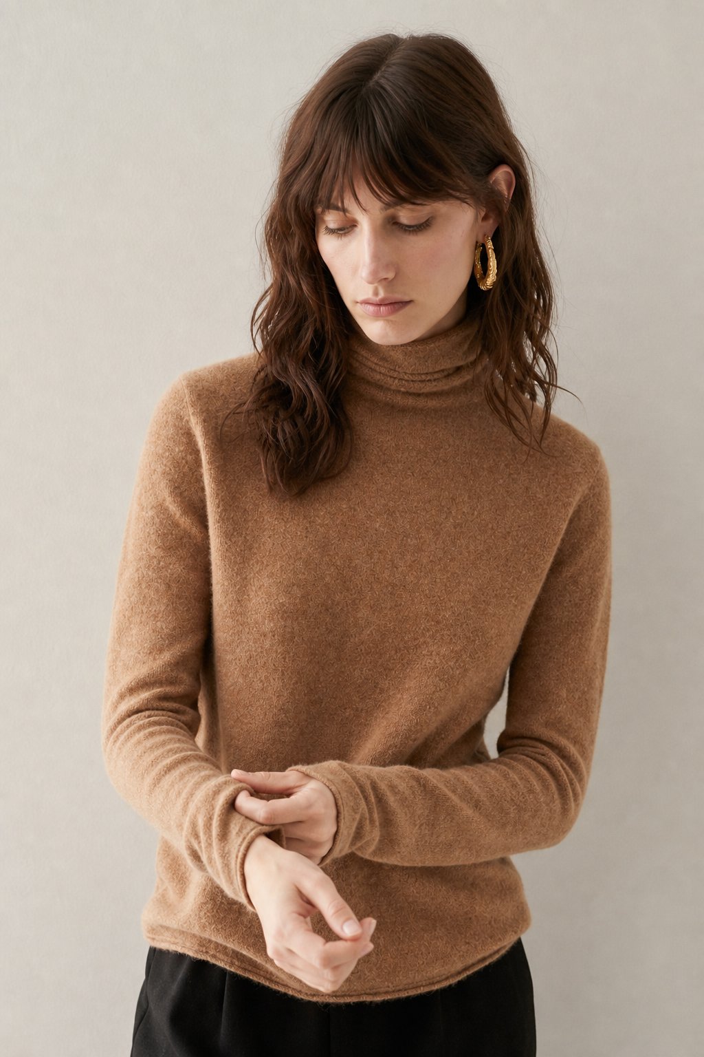 Women's Slim Fit Cashmere Blend Turtleneck Sweater with Long Sleeves